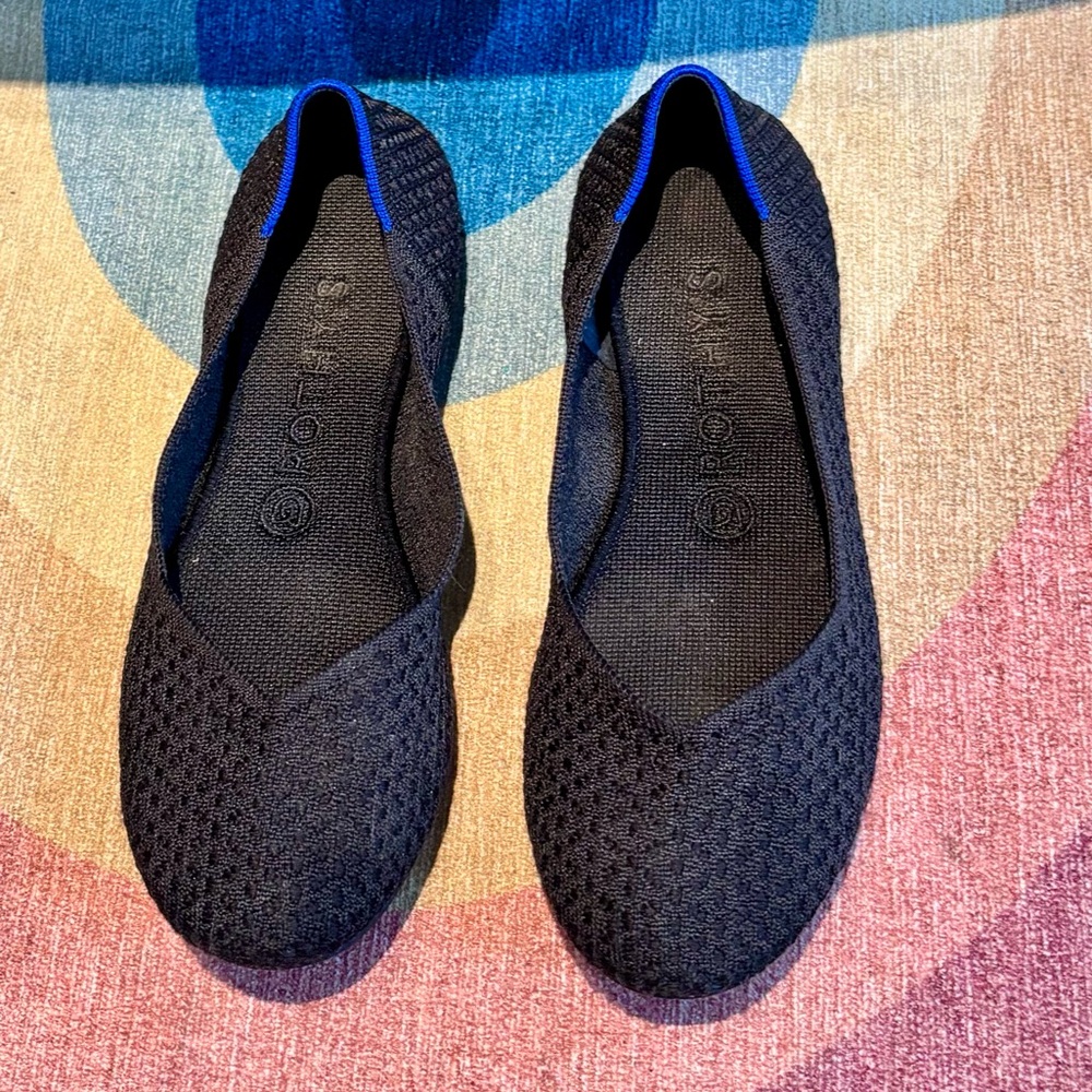 Rothy’s black flats and size 8